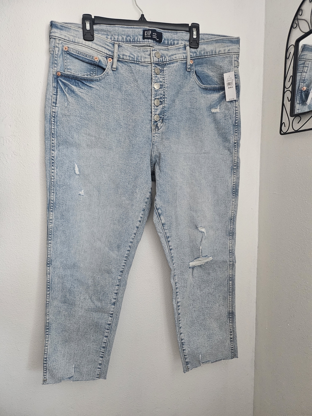 New GAP Light Wash High Rise Distressed Button-Fly Jeans 20/35s